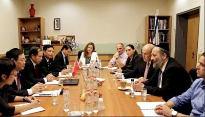 Delegasi Departemen Ekonomi KS PKV melakukan temu kerja dengan Kementerian Pertanian Israel - ảnh 1
